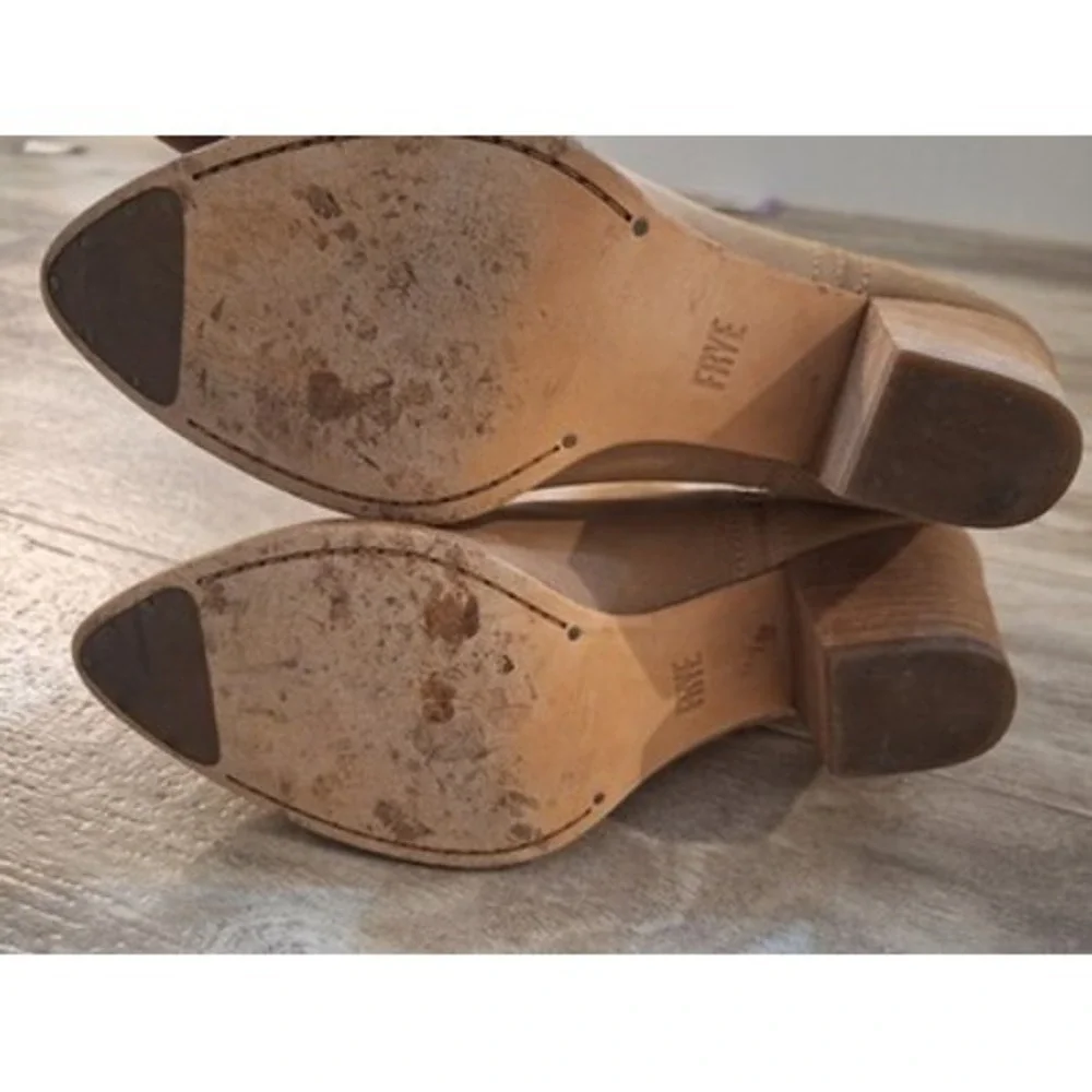 Frye Sacha Moto Shootie Tan Leather Pointed Toe Ankle Boots‎ 8.5M 3478397-BEI